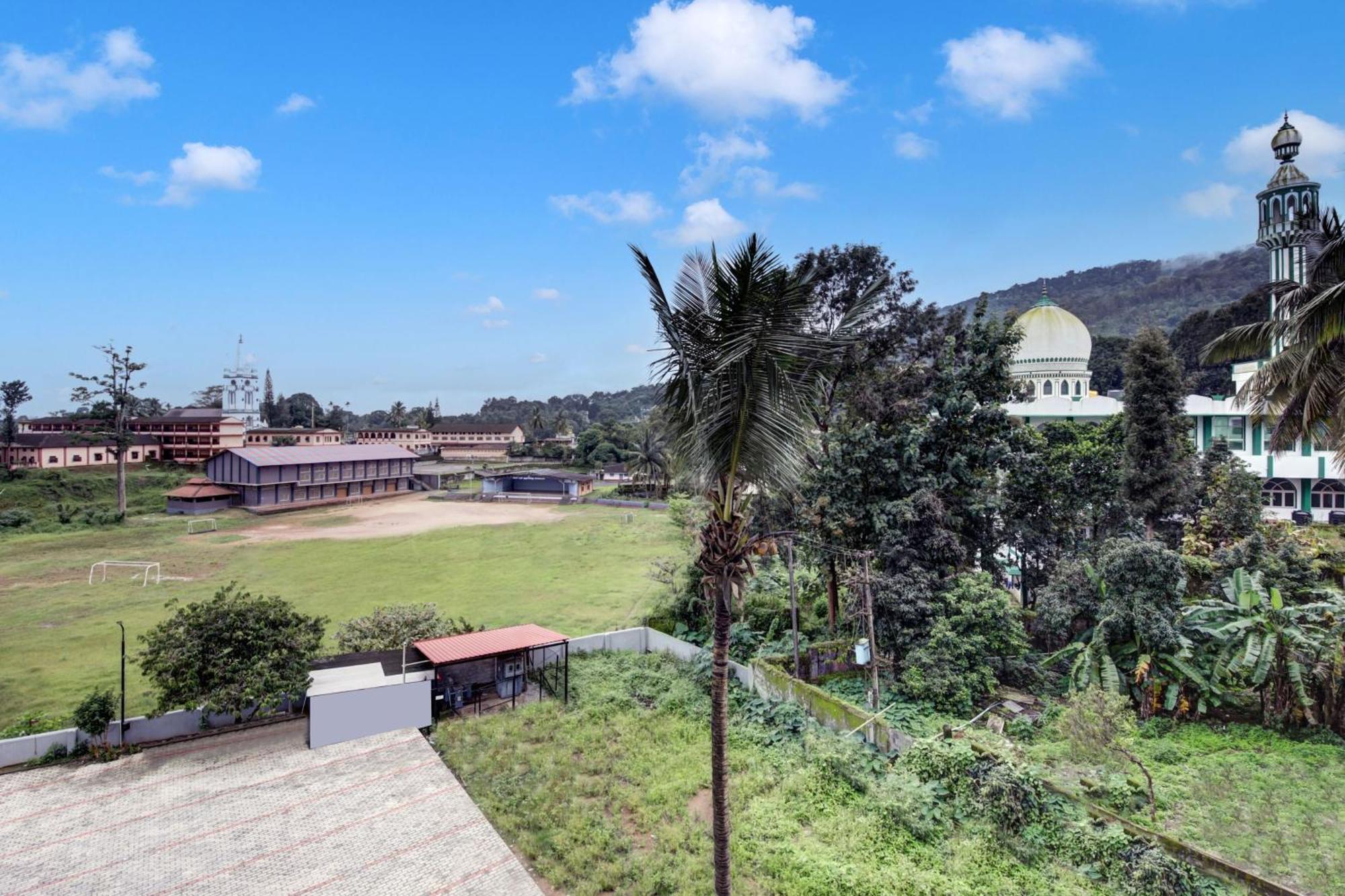 Super Collection O Virajpet City Centre Formerly The Fort Mercara Exterior photo