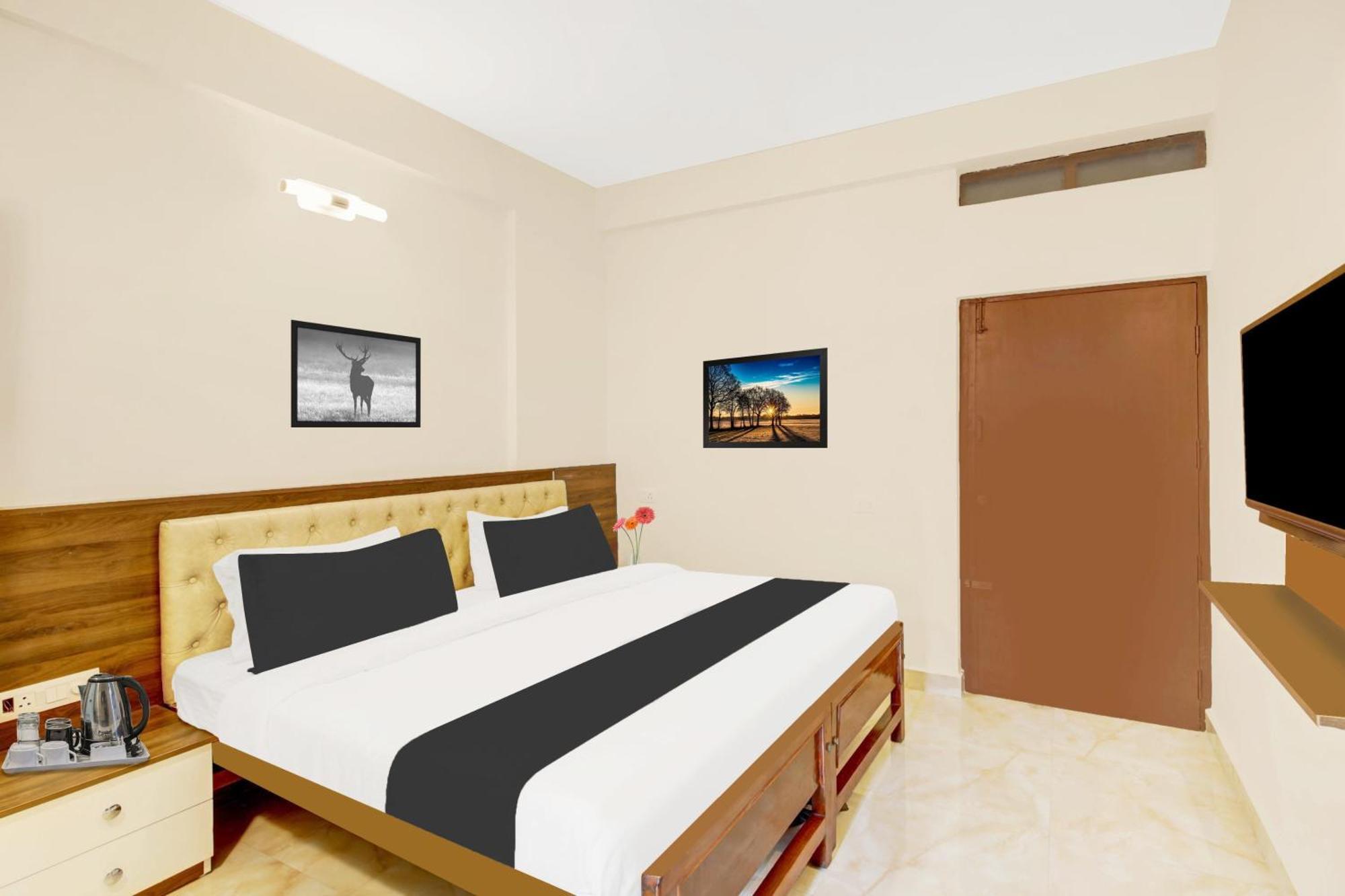 Super Collection O Virajpet City Centre Formerly The Fort Mercara Exterior photo