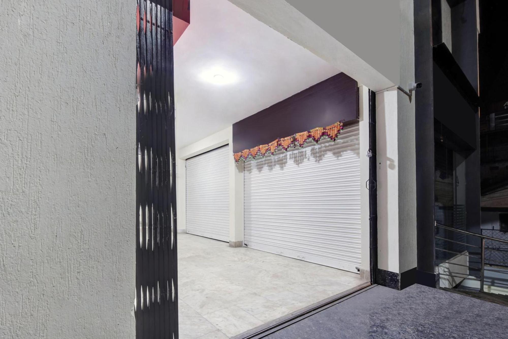 Super Collection O Virajpet City Centre Formerly The Fort Mercara Exterior photo