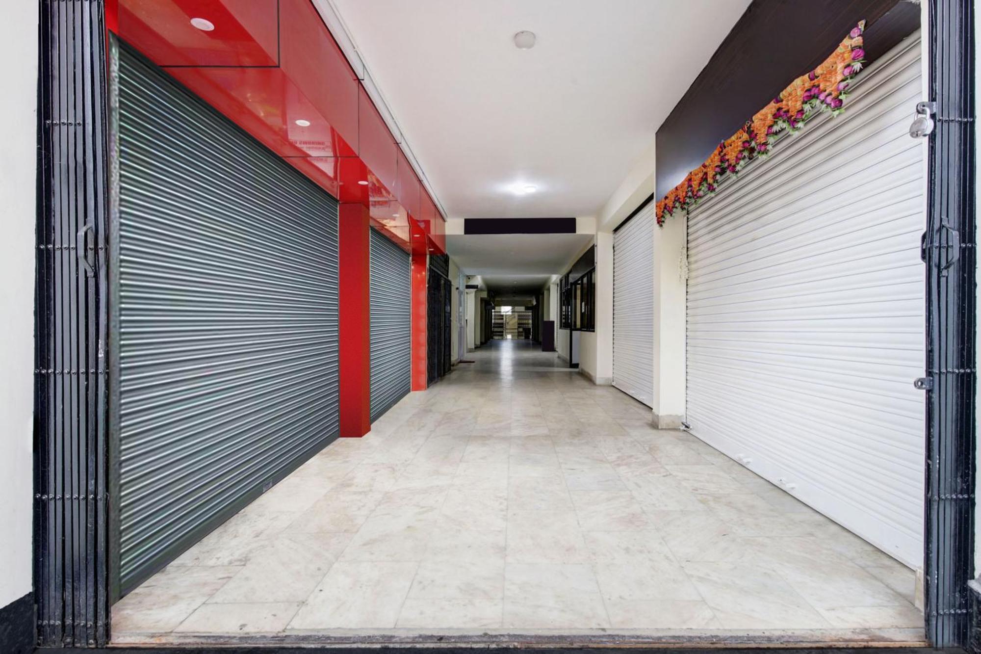 Super Collection O Virajpet City Centre Formerly The Fort Mercara Exterior photo